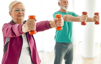 Webinar: Eiwitrijke Voeding en Krachttraining voor Ouderen na Heupfractuur